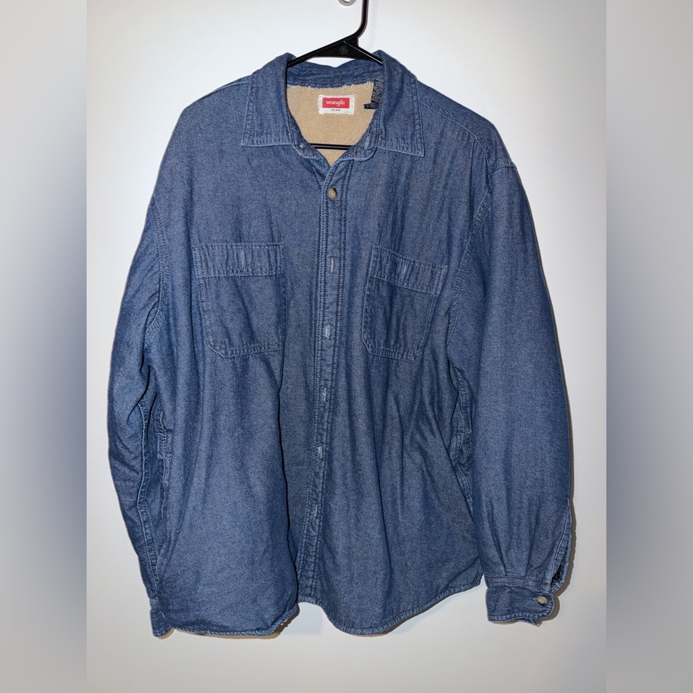 DONATING SOON- WRANGLER Long Sleeve Sherpa Lined Denim Shirt Jacket Indigo